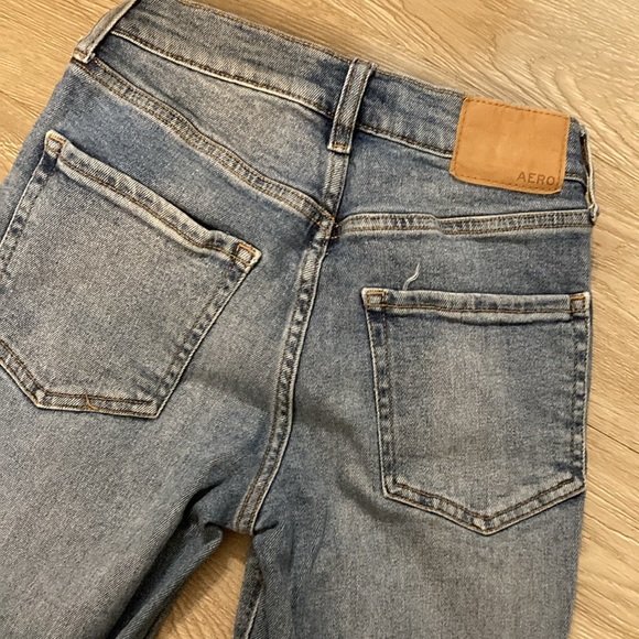 Aeropostale Mom Jeans - Picture 4 of 4